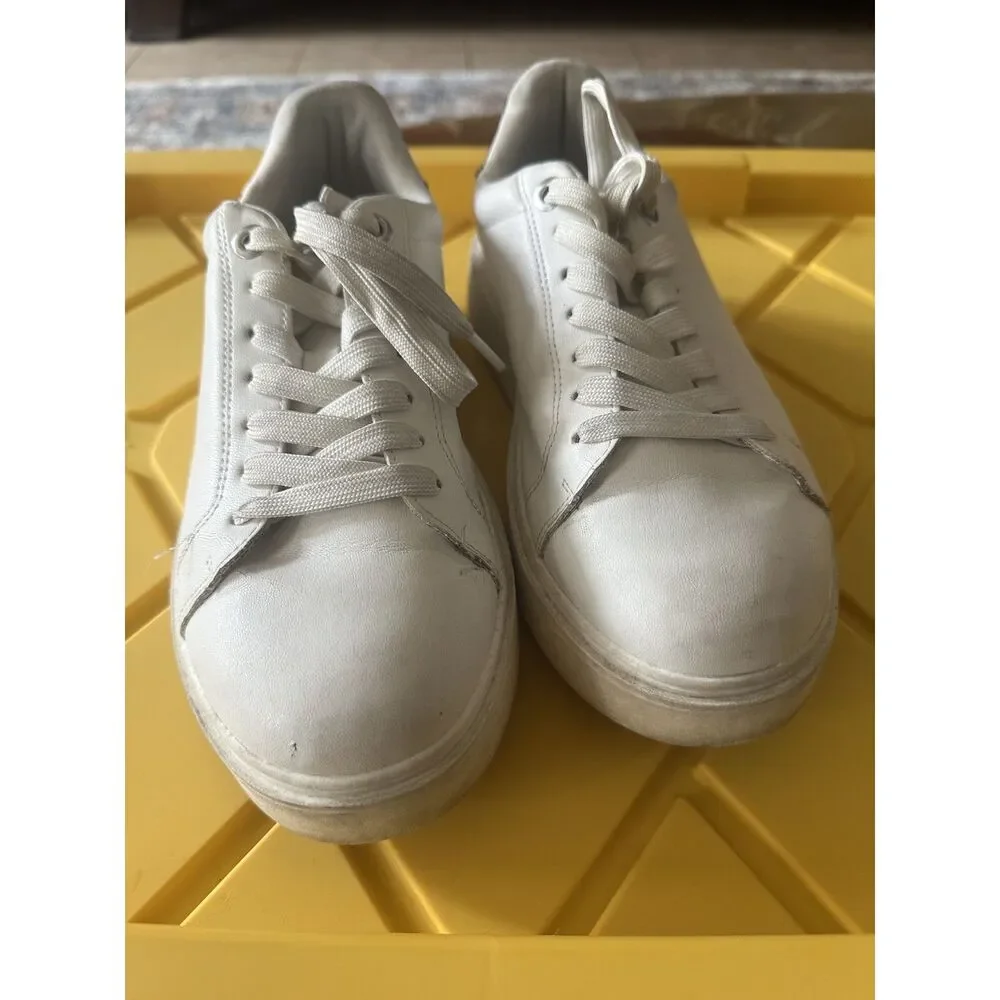 Torrid Women's Casual White Faux Leather Lace-Up Sneakers Size 8 WW Extra Wide